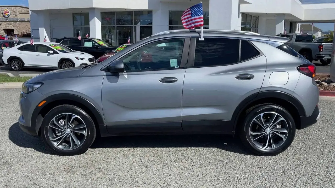 2023 Buick Encore GX Select photo 5