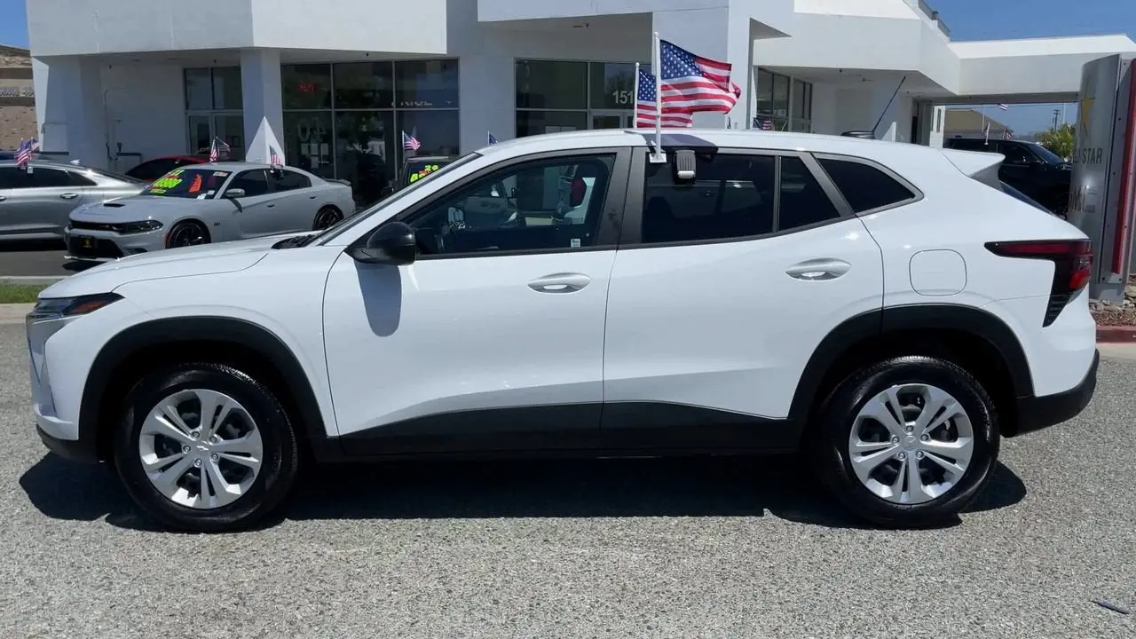 2026 Chevrolet Trax LS photo 5