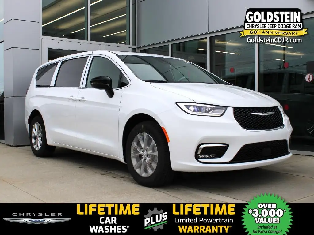 2026 Chrysler Pacifica Select AWD photo 1