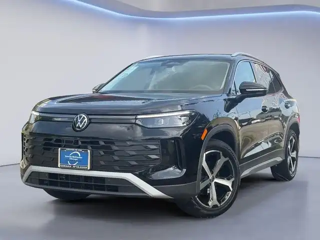 2026 Volkswagen Tiguan 2.0T SE's photo