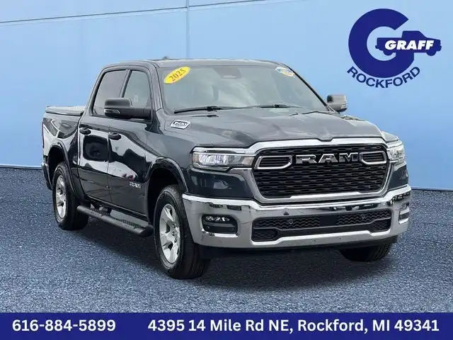 2025 RAM 1500 Big Horn/Lone Star 4WD Crew Cab 5'7's photo