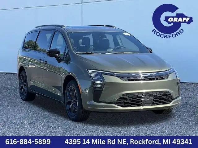 2027 Chrysler Pacifica Limited AWD's photo