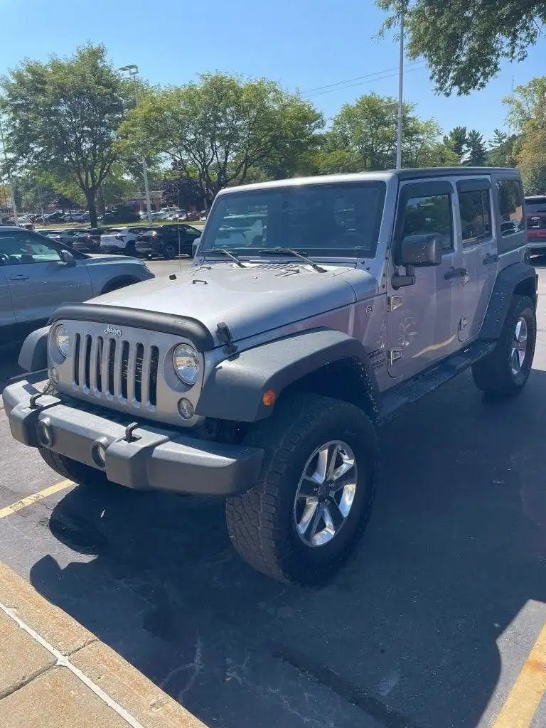 2017 Jeep Wrangler Sport S's photo