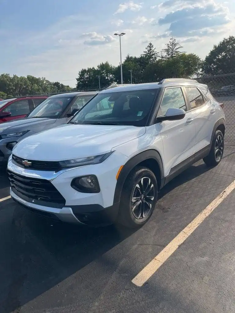 2023 Chevrolet Trailblazer LT AWD's photo