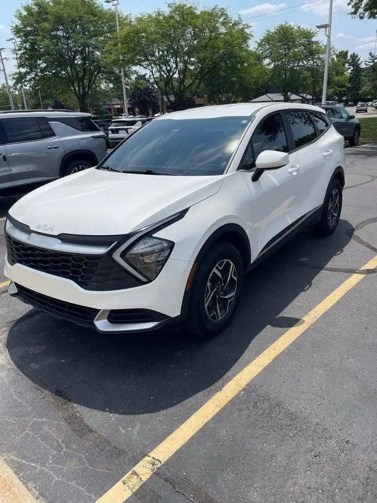 2023 Kia Sportage 2.5 LX AT AWD's photo