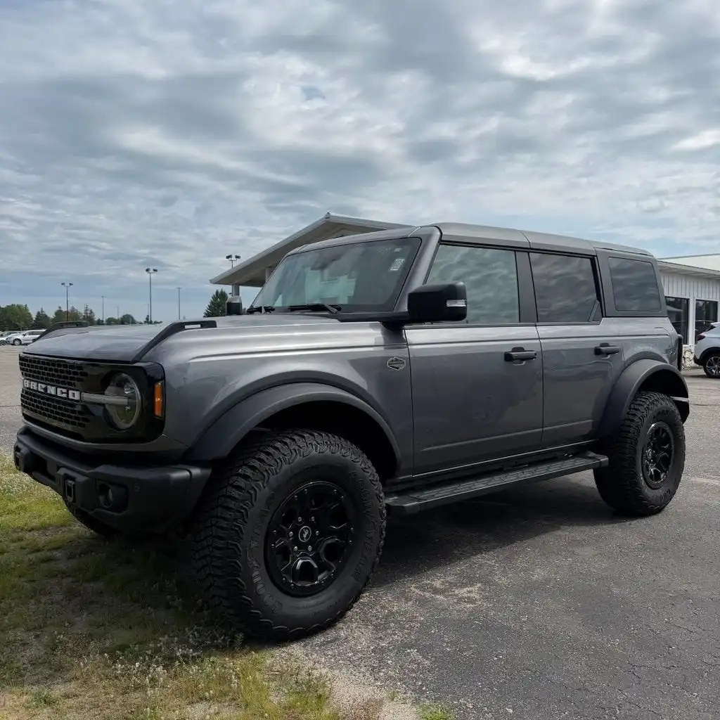 2023 Ford Bronco Wildtrak 4x4's photo