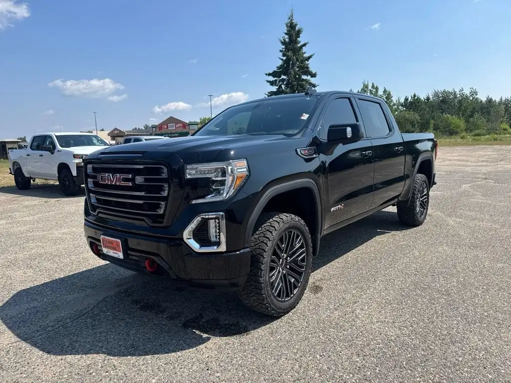 2019 GMC Sierra 4WD Crew Cab Short Box AT4's photo