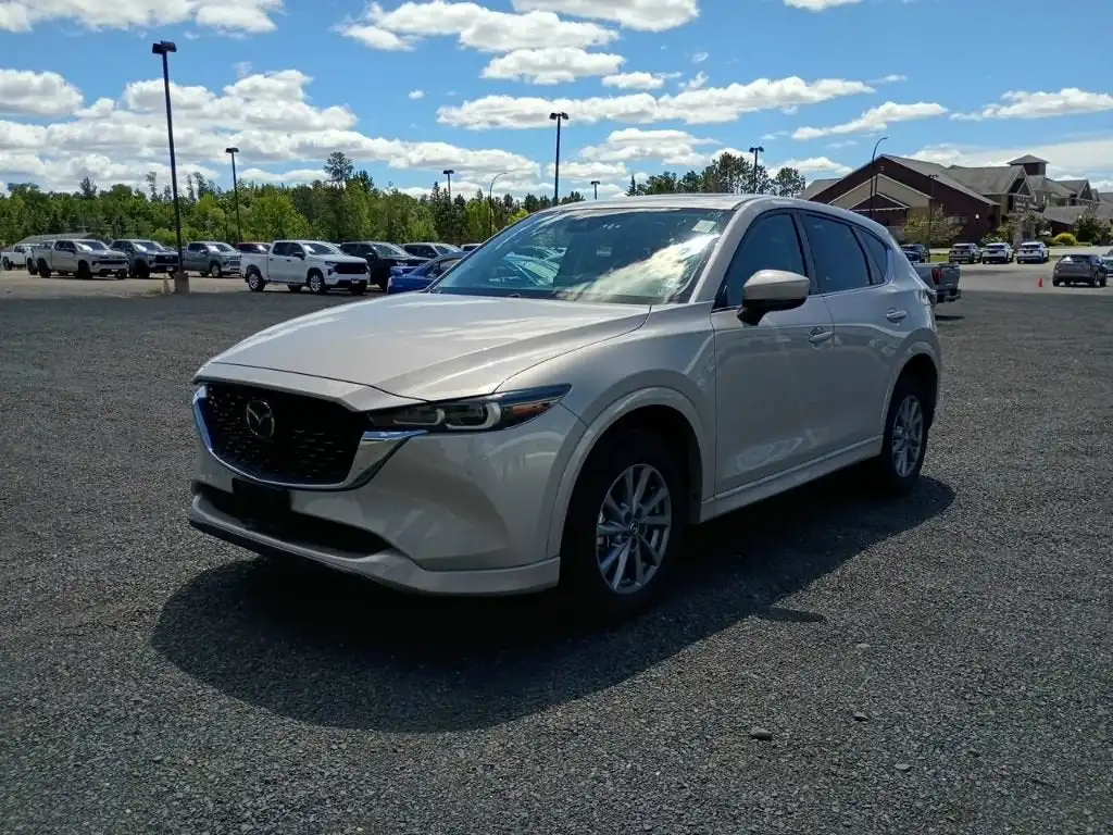 2025 Mazda CX-5 S Preferred package Auto AWD's photo