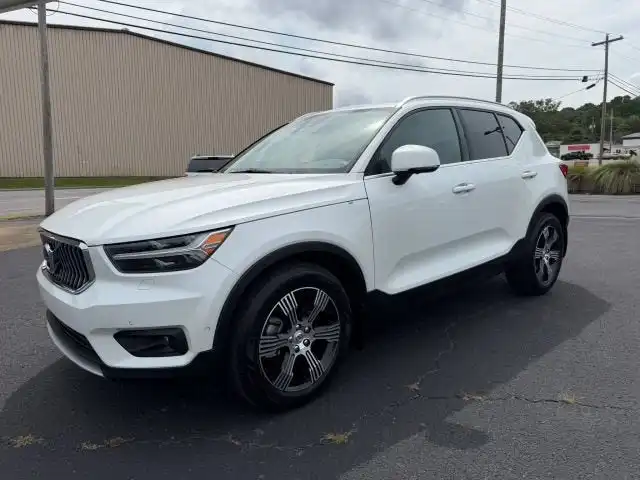 2020 Volvo XC40 T5 Inscription AWD's photo