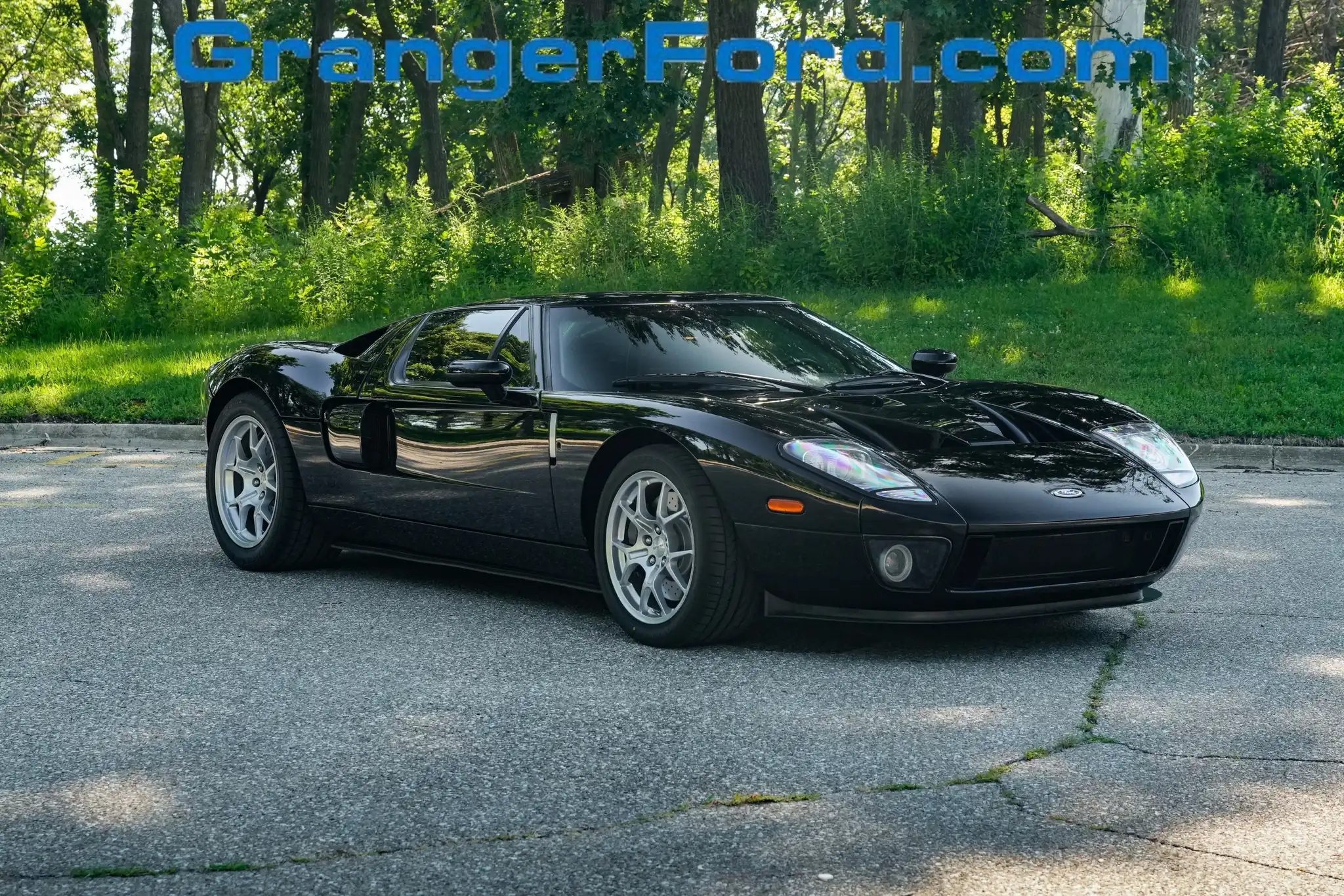 2005 Ford GT Base's photo
