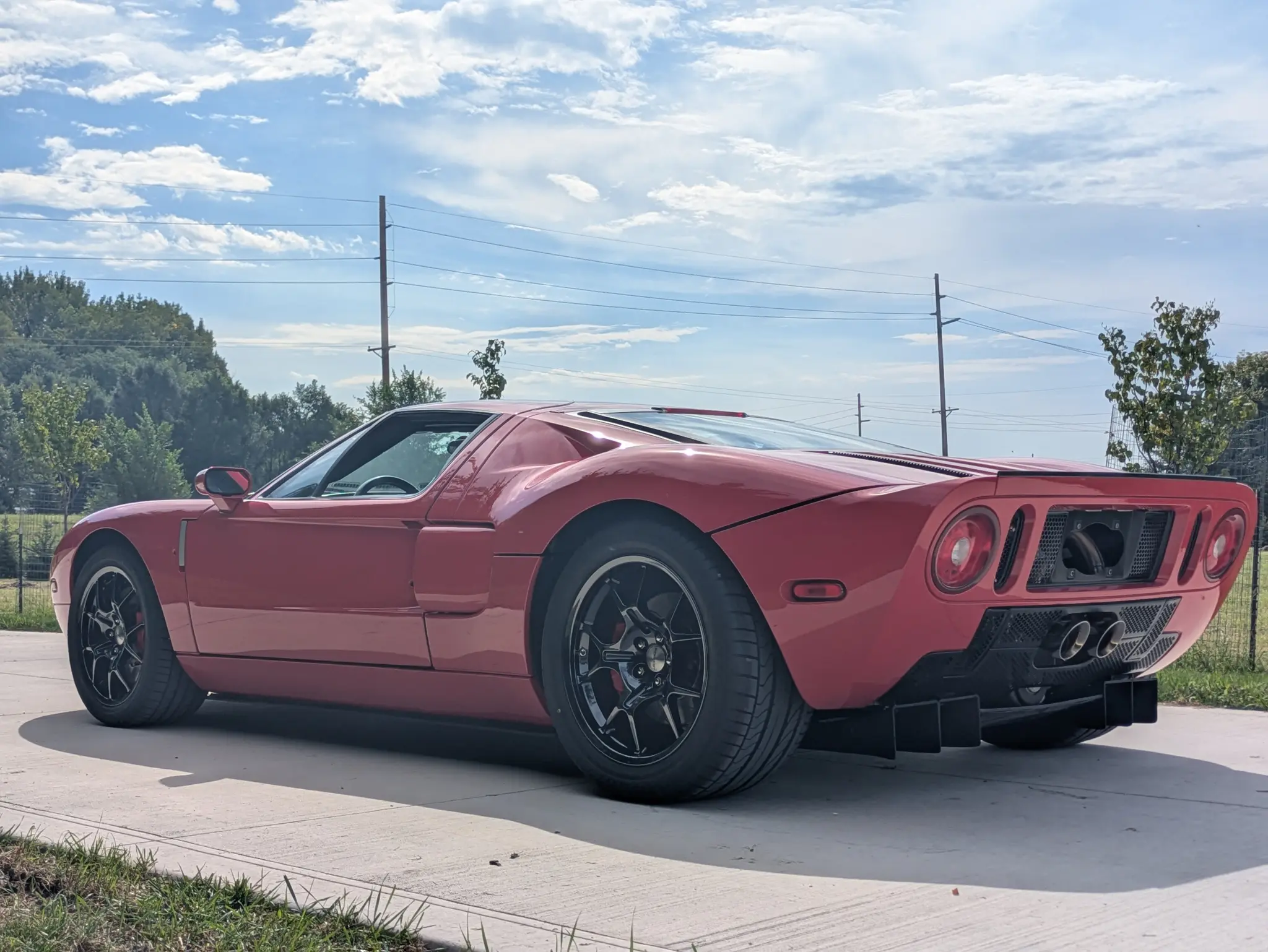 2005 Ford GT Base photo 5