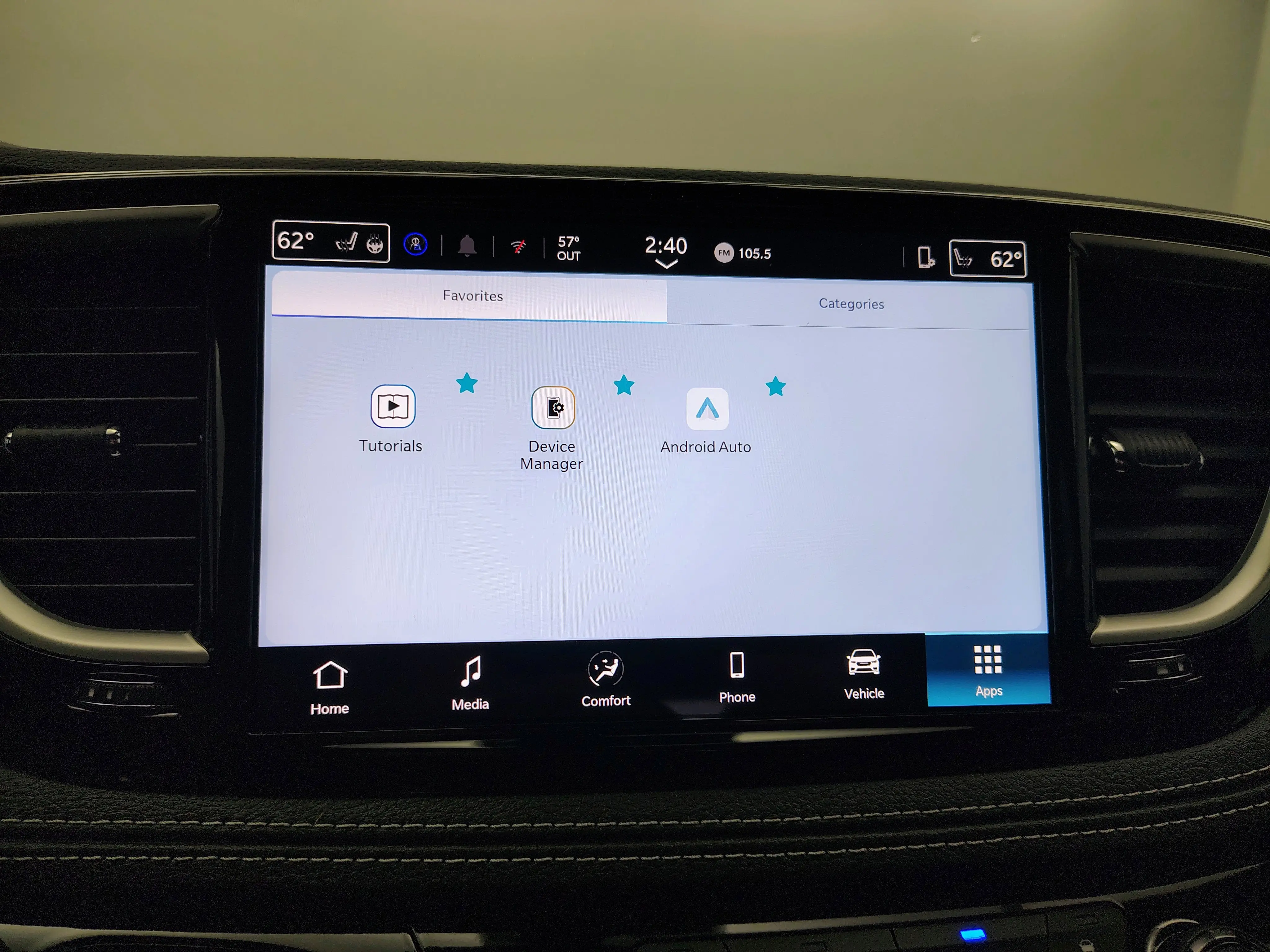 2026 Chrysler Pacifica Select photo 3