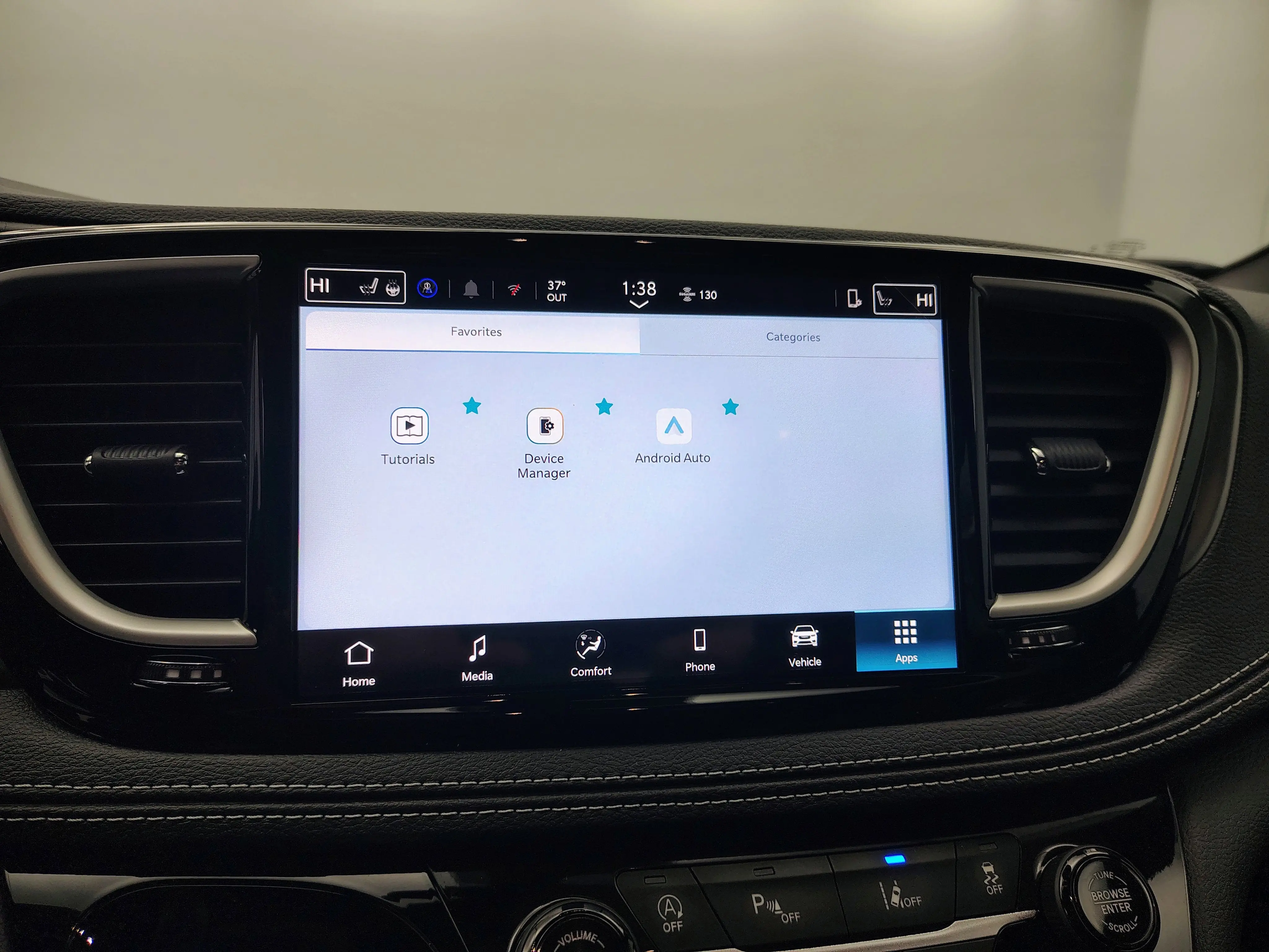 2026 Chrysler Pacifica Select photo 3