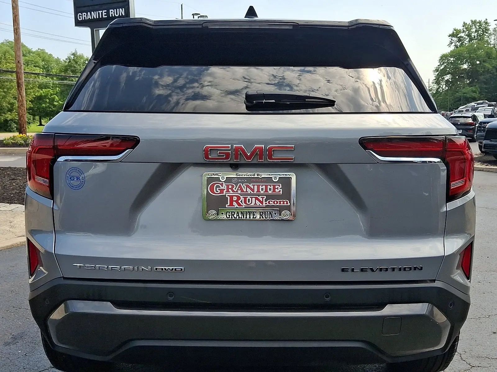 2025 GMC Terrain Elevation AWD photo 5