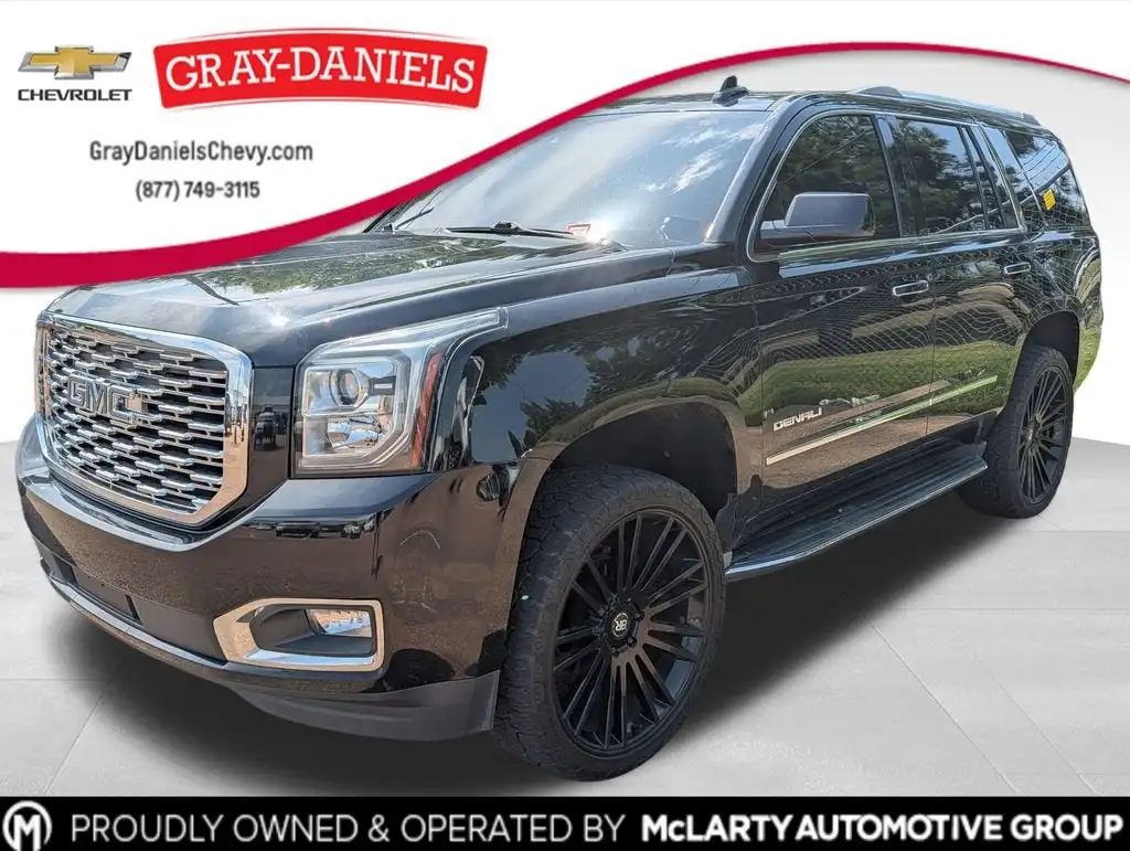 2016 GMC Yukon 4WD Denali's photo