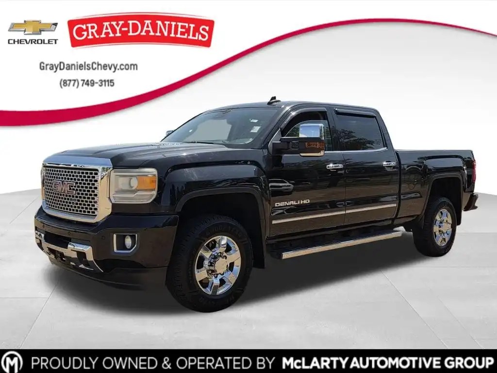 2015 GMC Sierra 4WD Crew Cab Standard Box SRW's photo