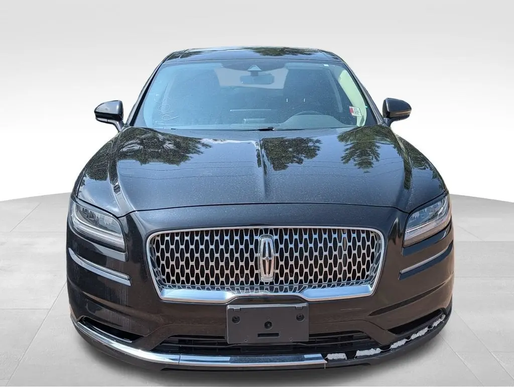 2021 Lincoln Nautilus AWD photo 3
