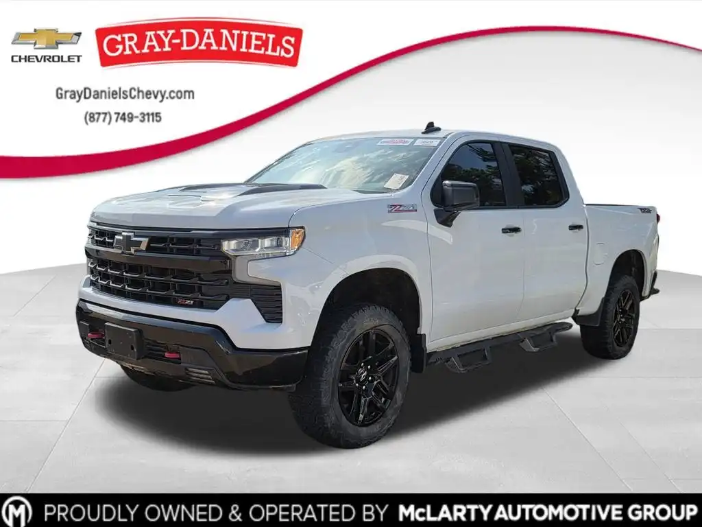 2022 Chevrolet Silverado 1500 LT Trail Boss 4WD Crew Cab Short Box's photo