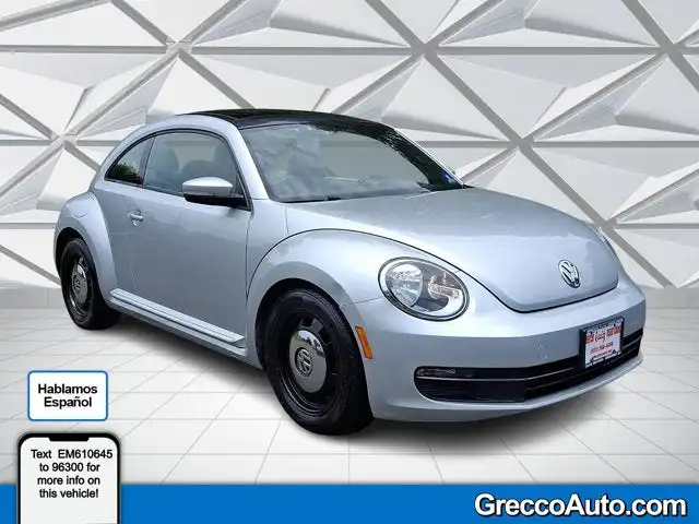 2014 Volkswagen Beetle 2.5L Auto w/Sunroof PZEV's photo