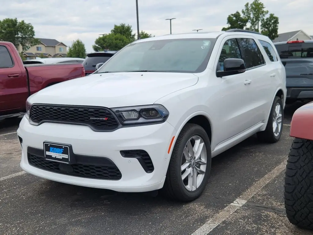 2026 Dodge Durango GT Plus AWD photo 3