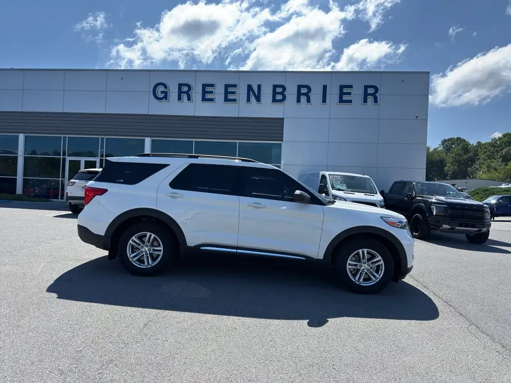 2021 Ford Explorer XLT RWD's photo
