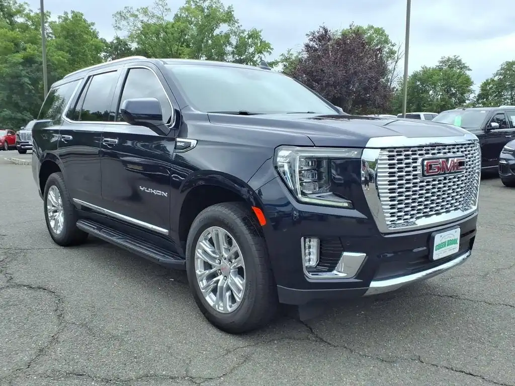 2023 GMC Yukon 4WD SLT's photo