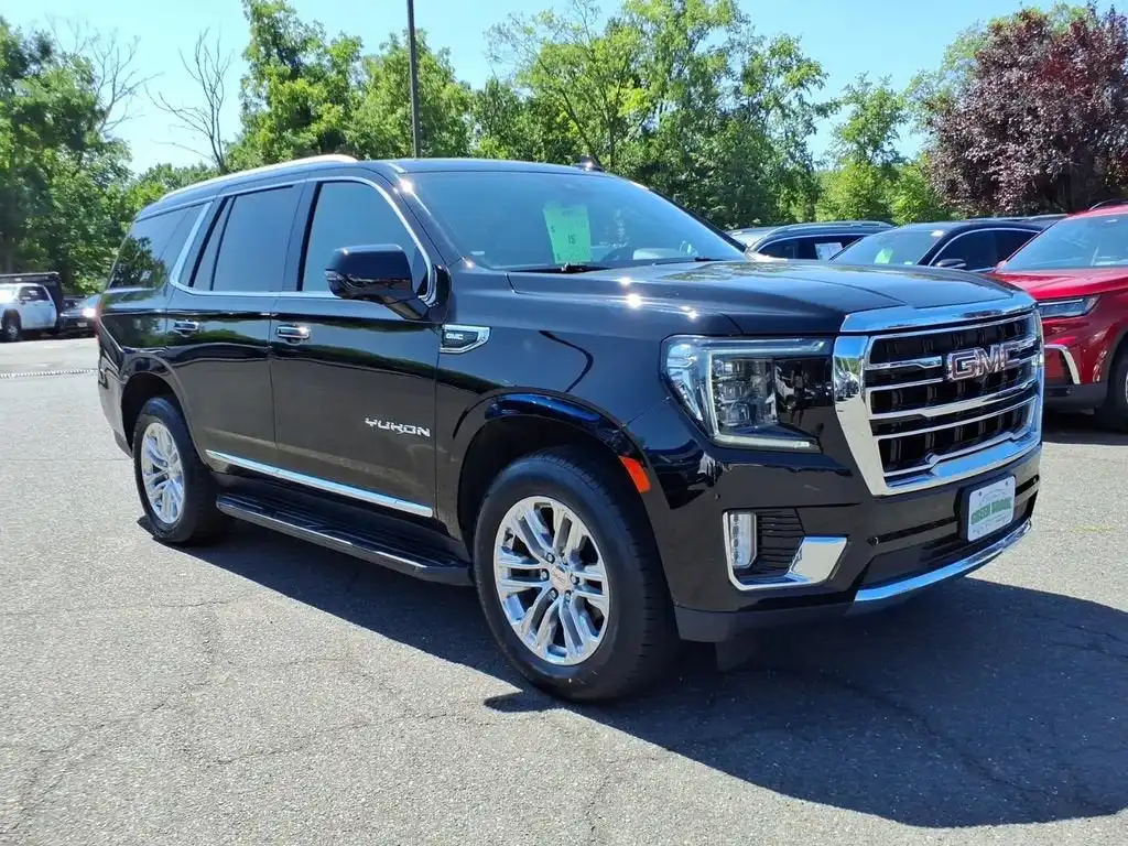2023 GMC Yukon 4WD SLT's photo