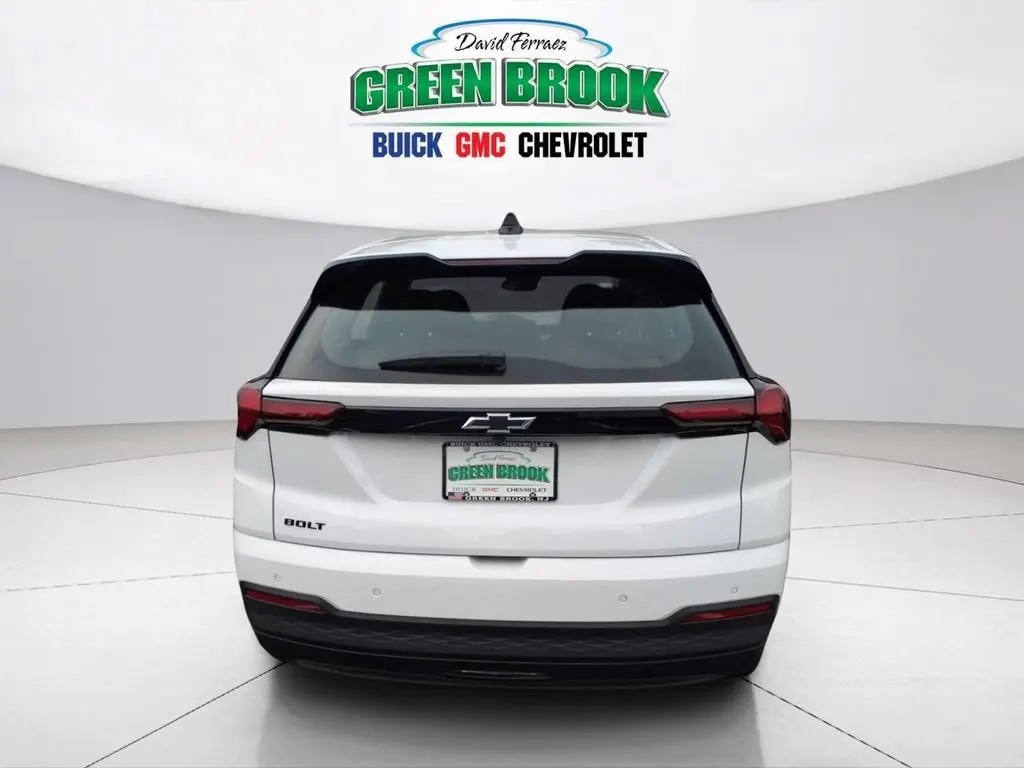 2027 Chevrolet Bolt EV LT Auto photo 5
