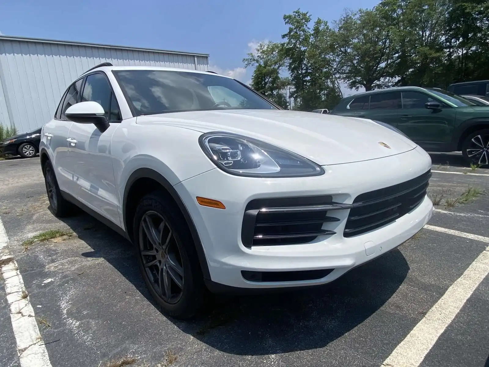 2019 Porsche Cayenne Base's photo