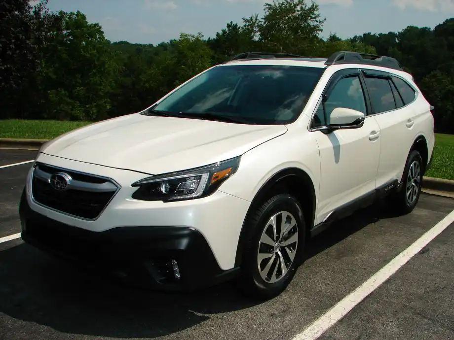 2022 Subaru Outback Premium's photo