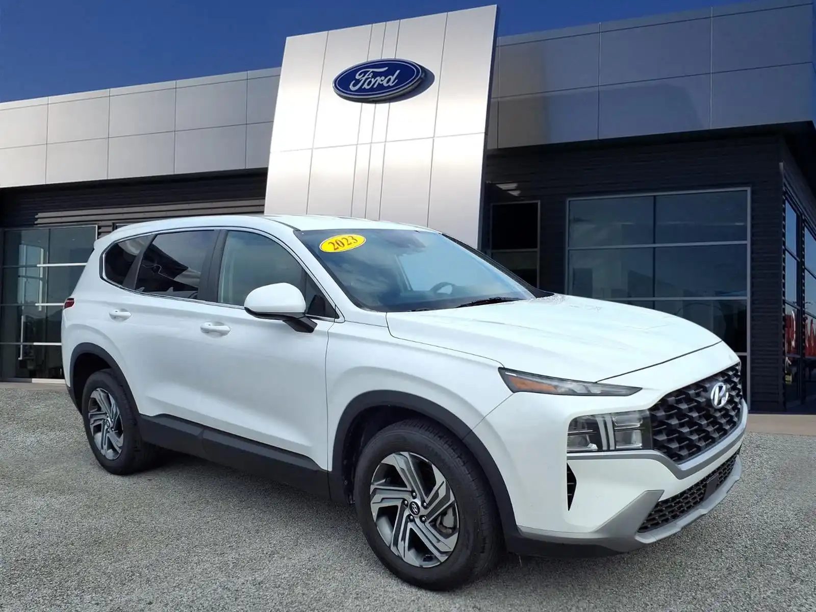 2023 Hyundai Santa Fe SE 2.5's photo