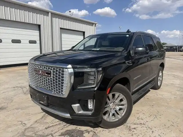 2023 GMC Yukon Denali 4WD's photo