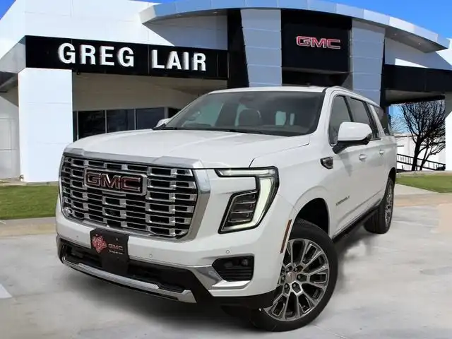 2026 GMC Yukon Denali AWD's photo