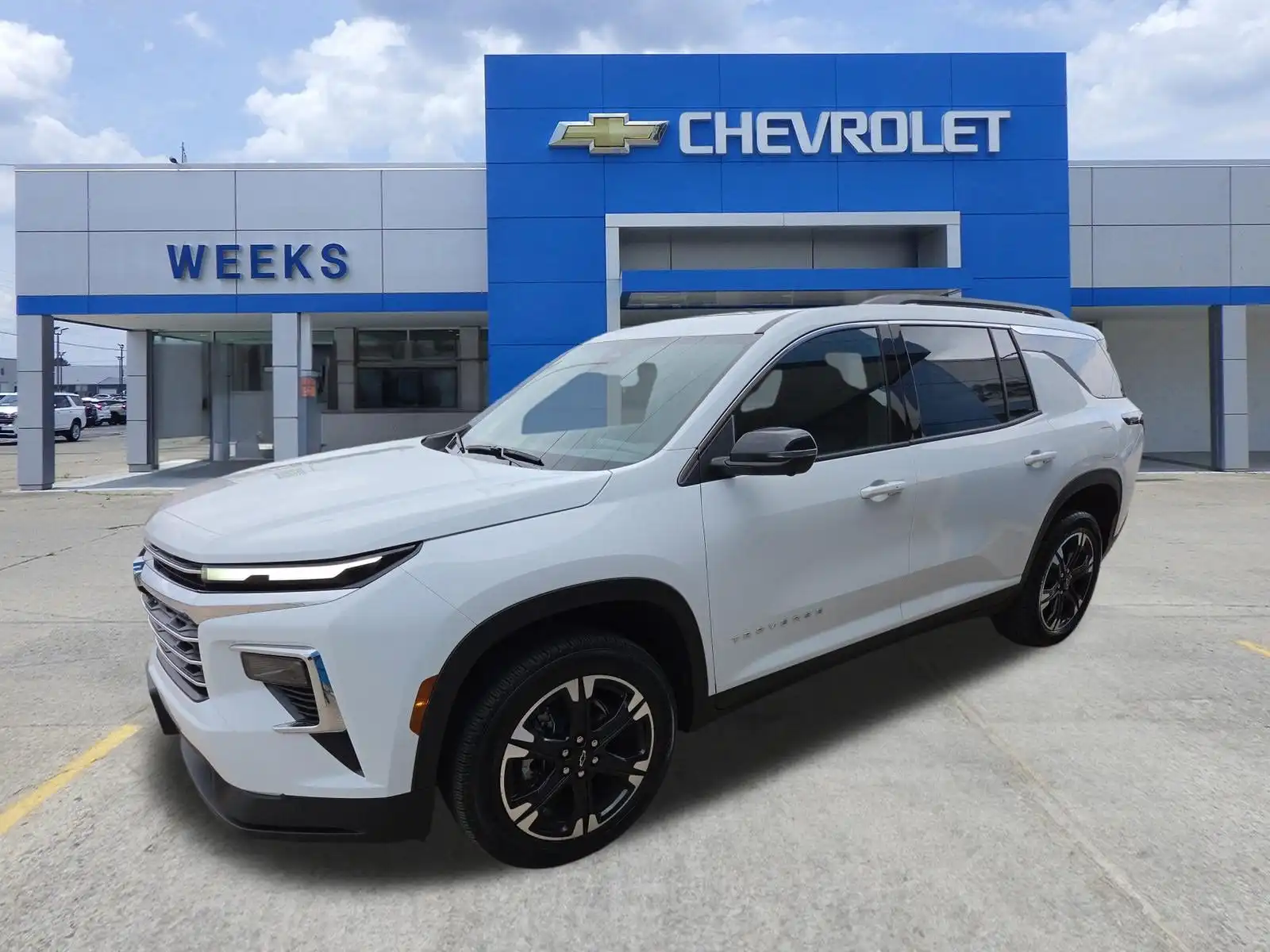 2027 Chevrolet Traverse LT FWD's photo