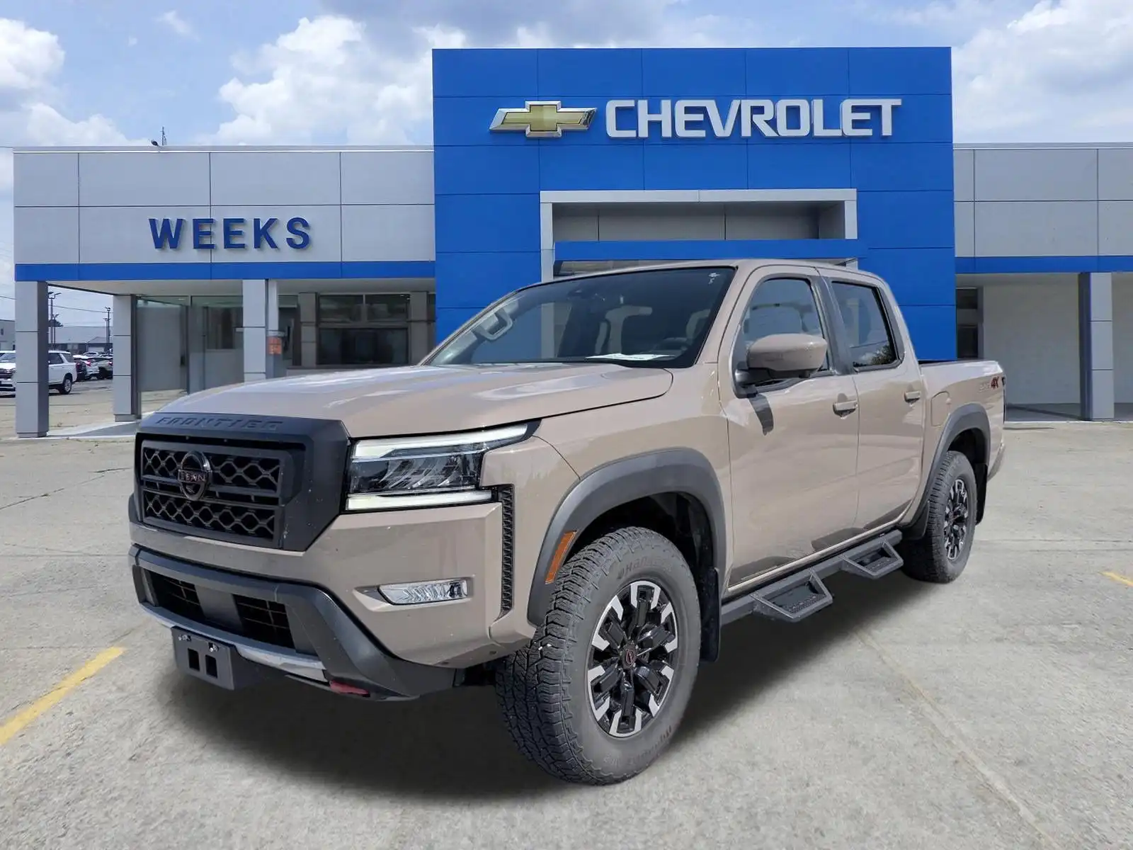 2023 Nissan Frontier PRO-4X Crew Cab 4WD's photo