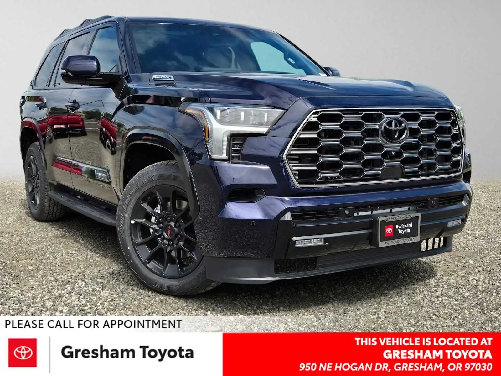 2026 Toyota Sequoia Platinum 4WD i-FORCE MAX Hybrid's photo