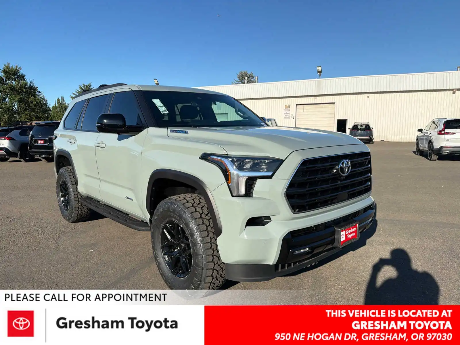 2026 Toyota Sequoia Limited 4WD i-FORCE MAX Hybrid's photo