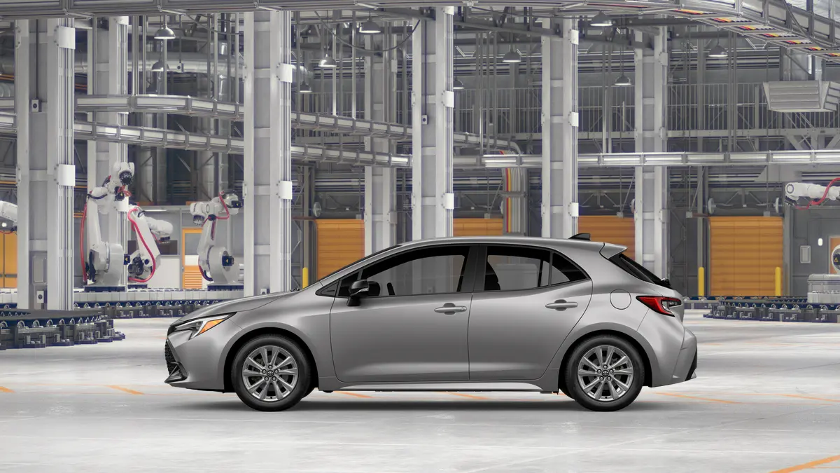 2027 Toyota Corolla SE CVT photo 4