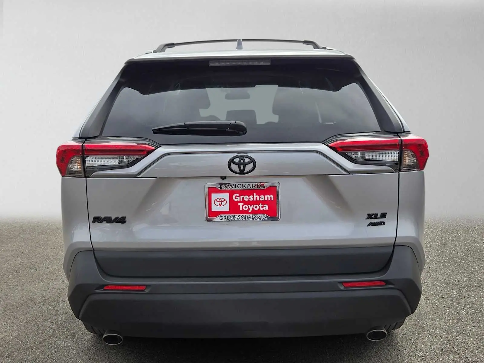 2023 Toyota RAV4 XLE AWD photo 4