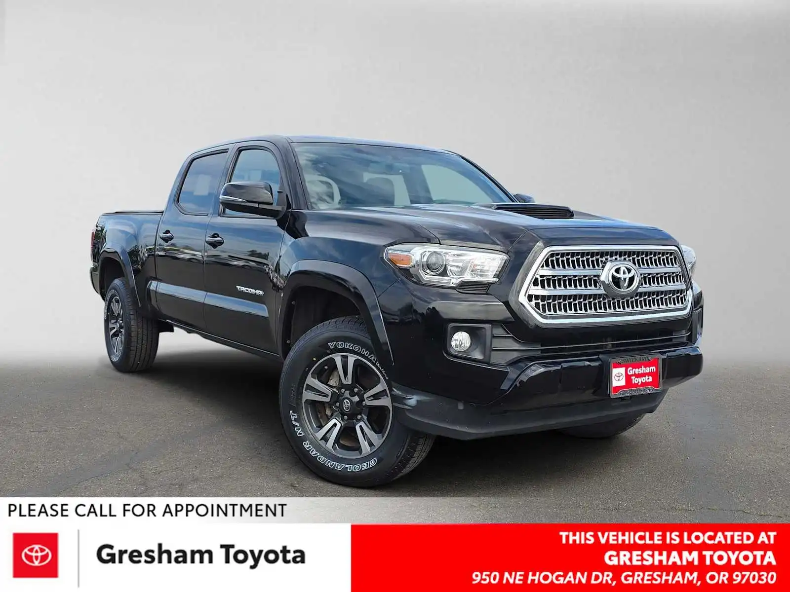 2017 Toyota Tacoma TRD Sport Double Cab V6 4WD V6 Auto Long Bed's photo