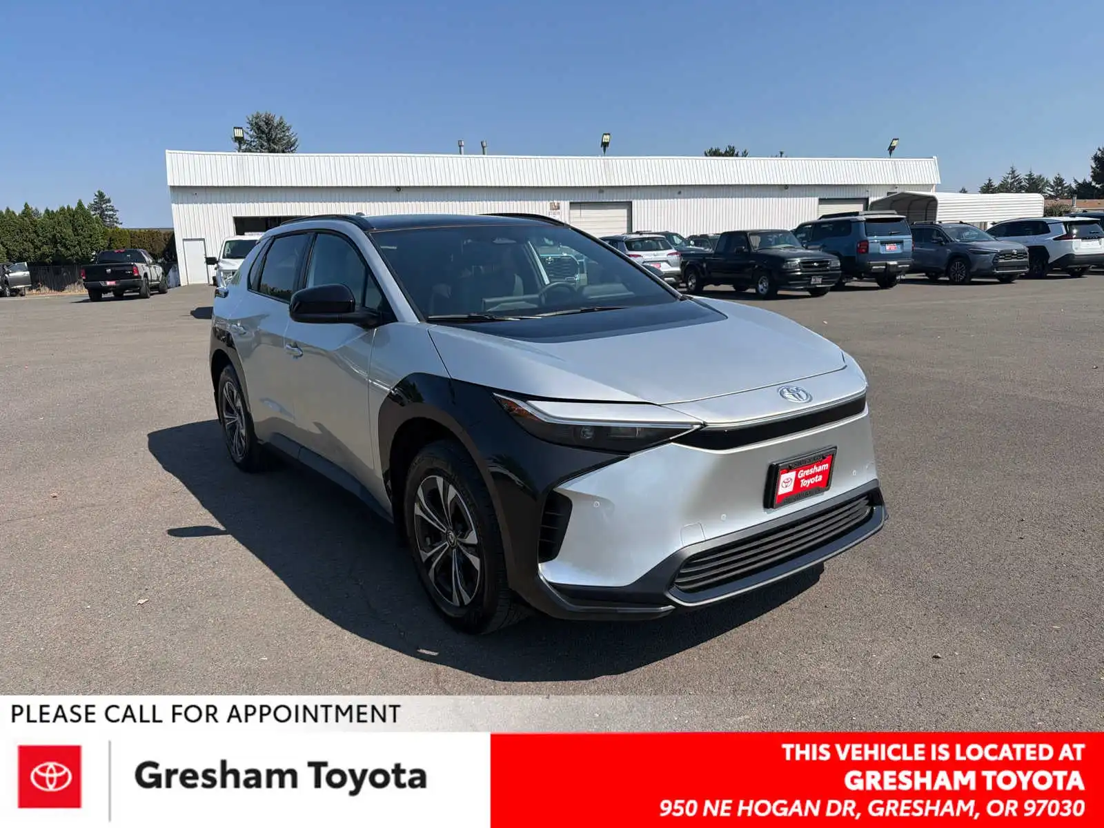 2025 Toyota bZ4X XLE FWD's photo