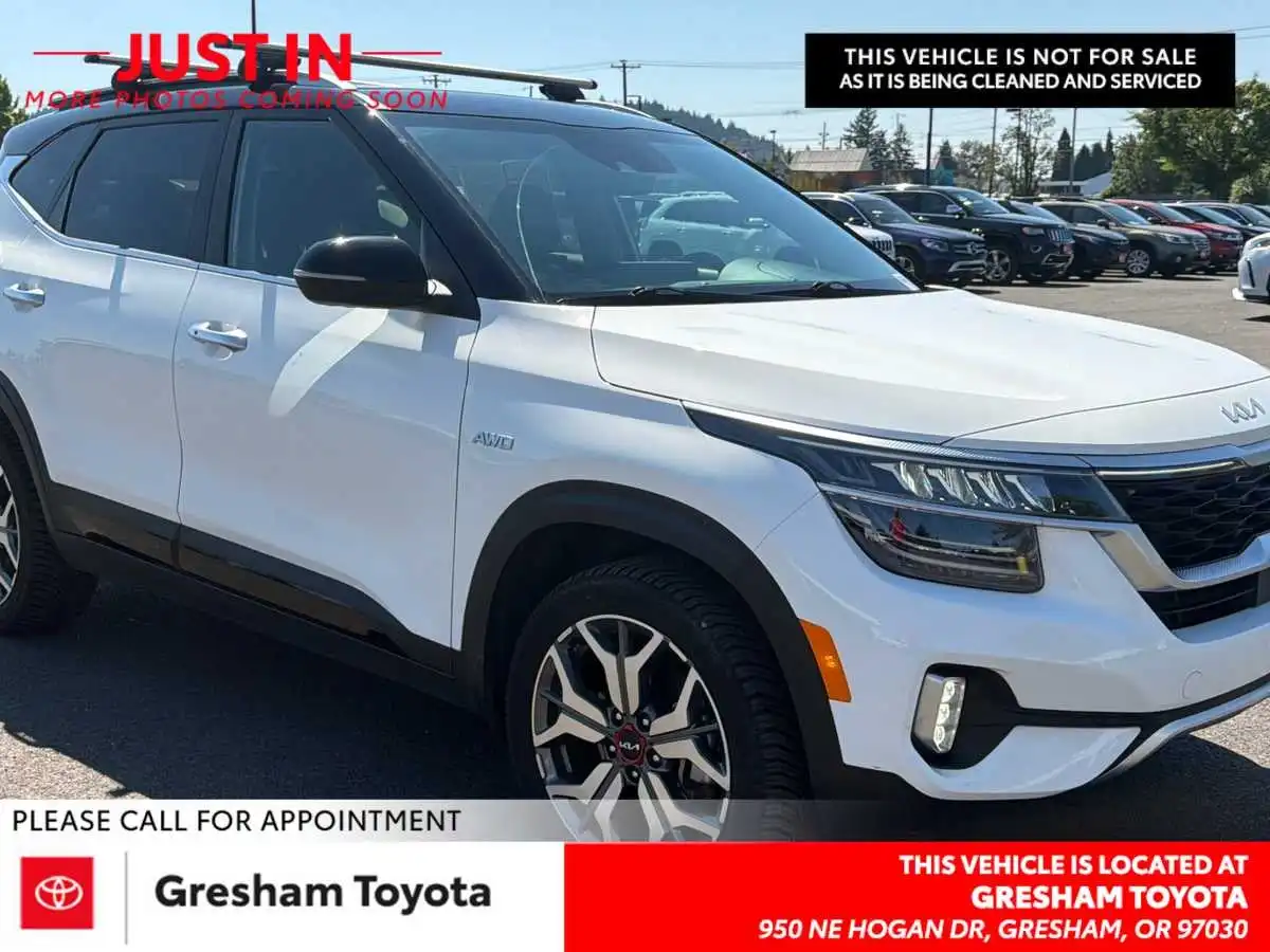 2023 Kia Seltos SX AWD's photo