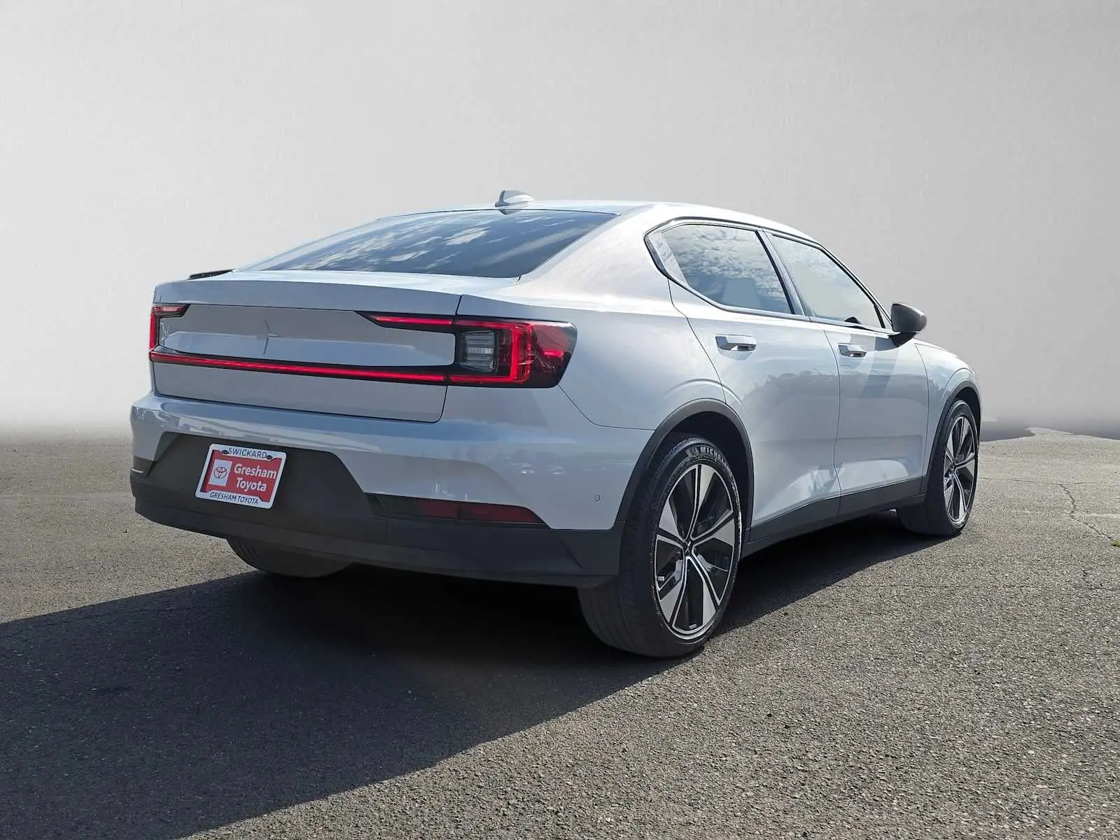 2024 Polestar 2 Long Range Dual Motor photo 3