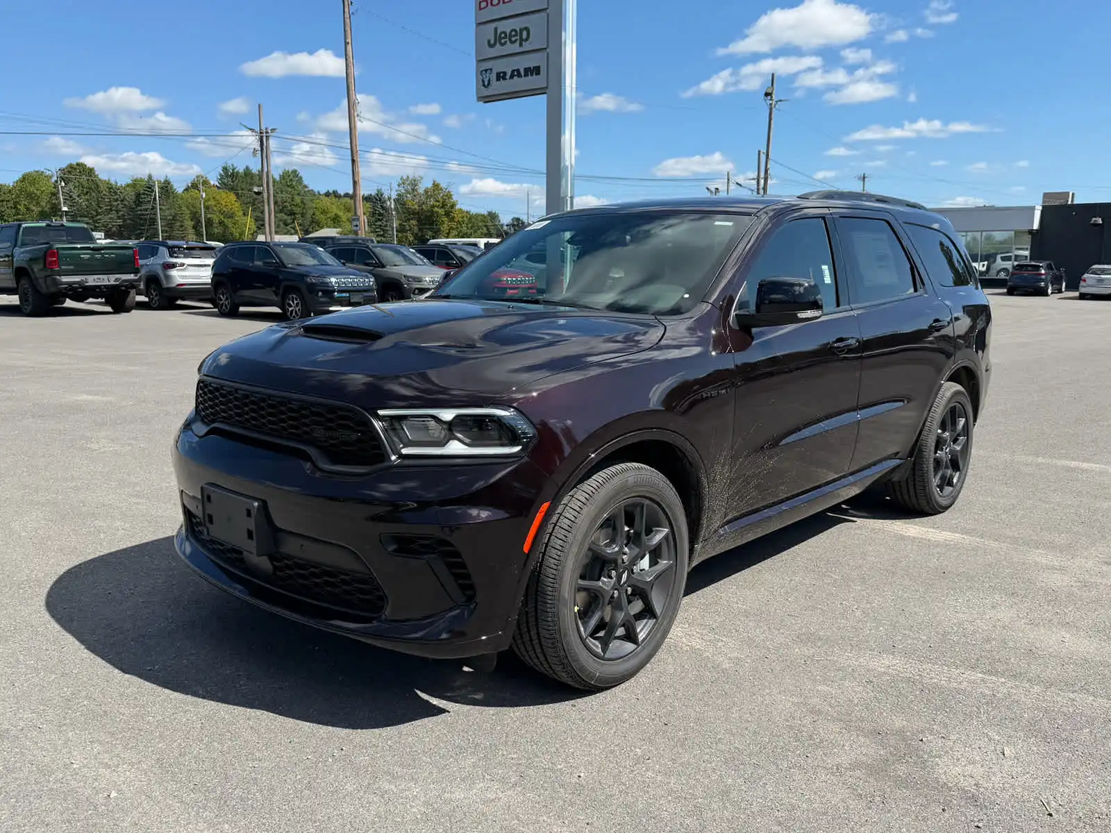 2027 Dodge Durango HEMI V8 GT AWD Plus's photo