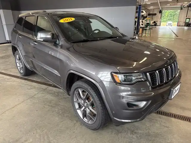 2021 Jeep Grand Cherokee 80th Anniversary Edition 4WD's photo