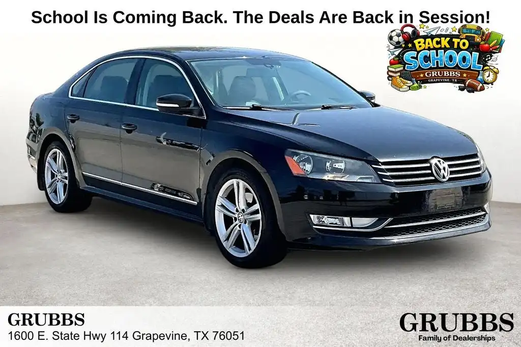 2015 Volkswagen Passat 1.8T SE w/Sunroof & Nav Auto PZEV's photo