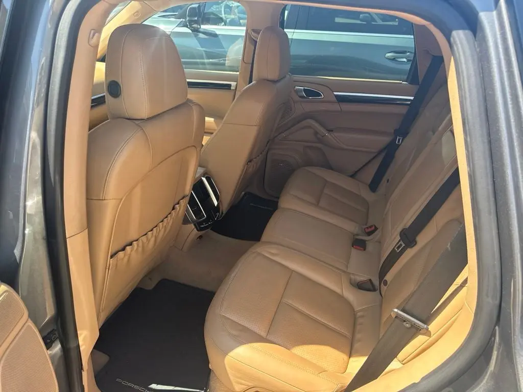 2013 Porsche Cayenne Diesel photo 5