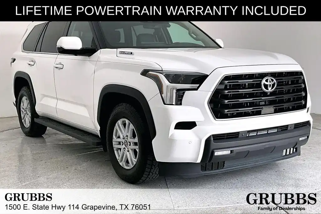 2023 Toyota Sequoia SR5 4WD i-FORCE MAX Hybrid's photo