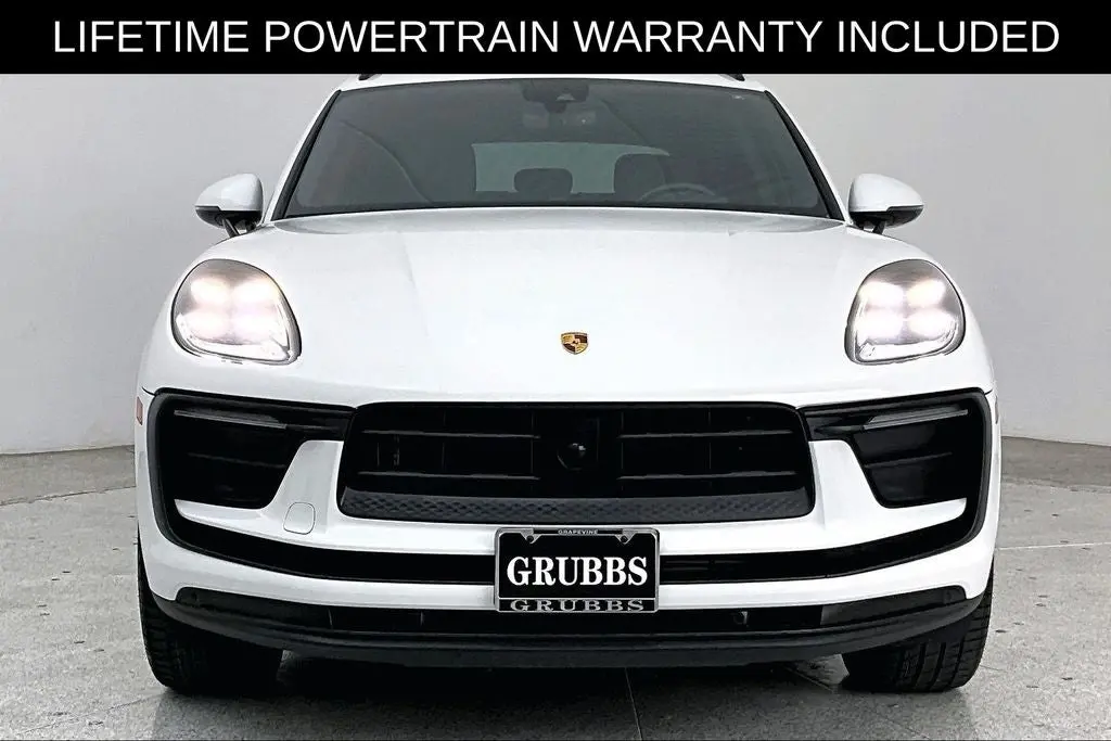 2024 Porsche Macan Base photo 4
