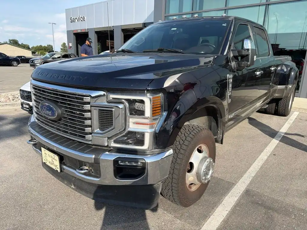 2022 Ford F-350 King Ranch 4x4 Crew Cab 8' Box DRW's photo